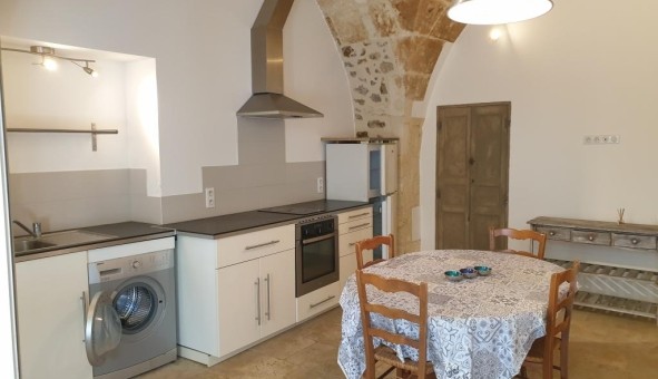 Logement �tudiant T2 &agrave; Mouri�s (13890)