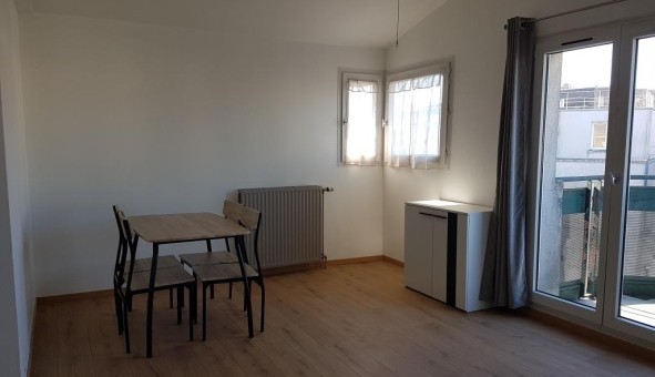 Logement �tudiant T2 &agrave; Nandy (77176)