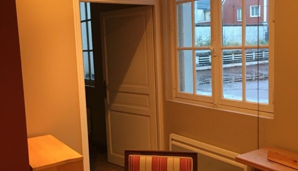 Logement tudiant T2 à Nanterre (92000)