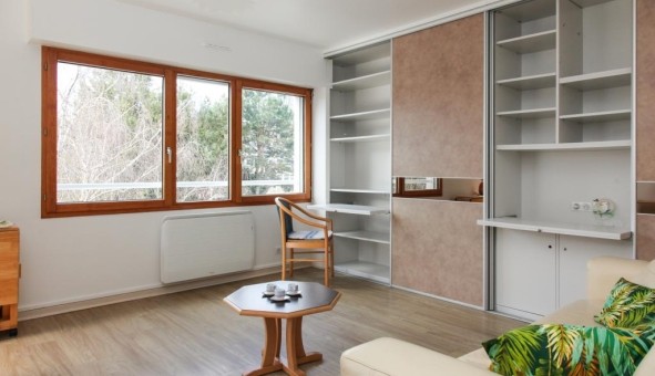 Logement tudiant Location T2 Vide Nantes (44200)