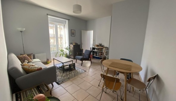 Logement tudiant Location T2 Vide Nantes (44200)