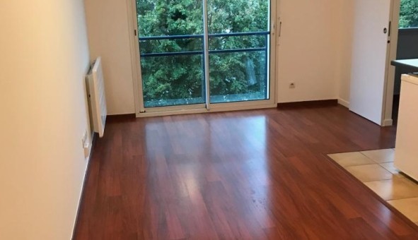 Logement tudiant Location T2 Vide Nantes (44200)