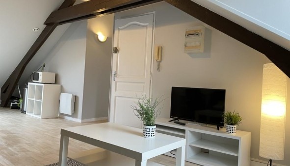 Logement tudiant Location T2 Vide Nantes (44200)