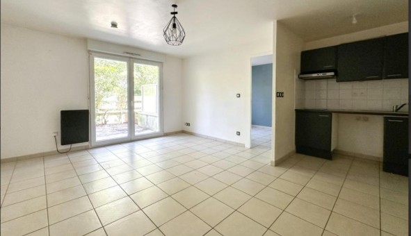 Logement tudiant Location T2 Vide Nantes (44200)