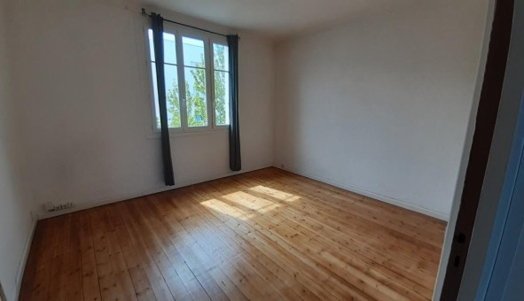 Logement tudiant Location T2 Vide Nantes (44200)