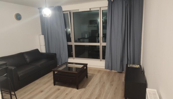 Logement tudiant Location T2 Vide Nantes (44200)