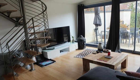 Logement �tudiant T2 &agrave; Neauphle le Ch�teau (78640)