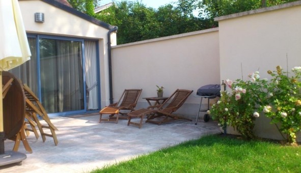 Logement �tudiant T2 &agrave; Neauphle le Ch�teau (78640)