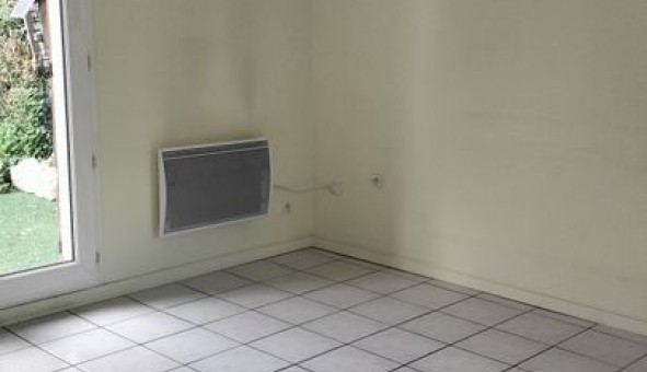 Logement �tudiant T2 &agrave; Neauphle le Ch�teau (78640)