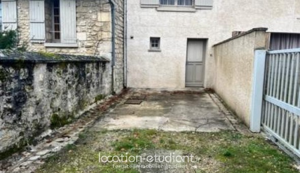 Logement tudiant Location T2 Vide Nesles la Valle (95690)