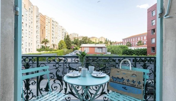 Logement tudiant T2 à Nice (06100)