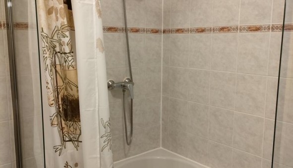 Logement tudiant T2 à Nice (06100)