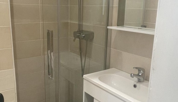 Logement tudiant T2 à Nice (06100)