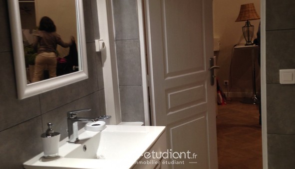 Logement tudiant T2 à Nice (06100)
