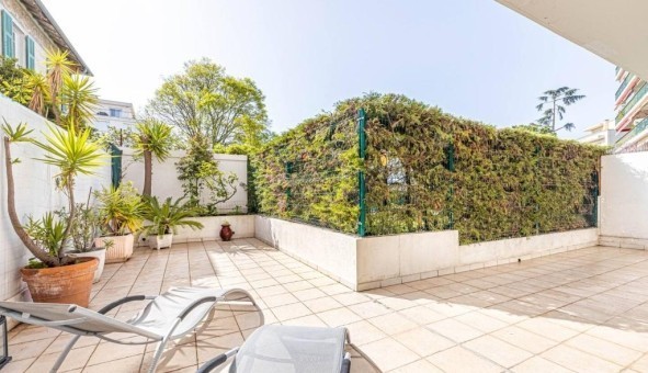 Logement tudiant T2 à Nice (06100)