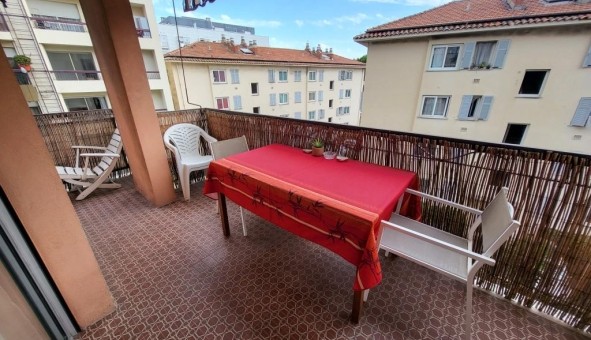 Logement tudiant T2 à Nice (06100)