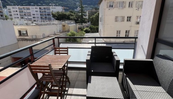 Logement tudiant T2 à Nice (06100)