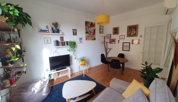 Logement étudiant Location T2 Vide Nice (06100)