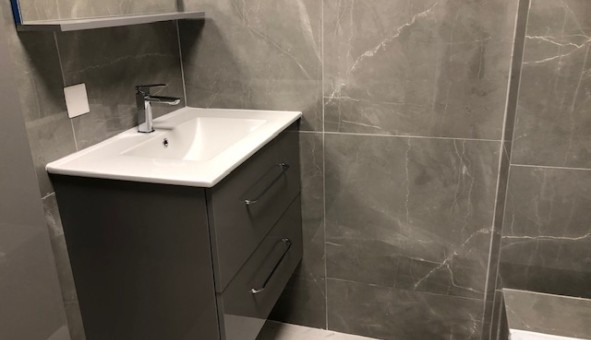 Logement tudiant T2 à Nice (06100)