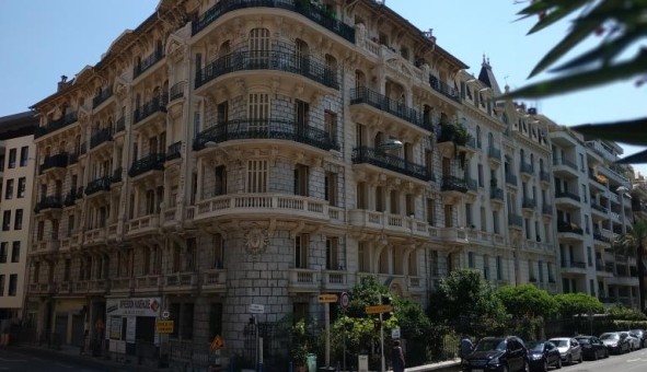 Logement tudiant Location T2 Vide Nice (06100)