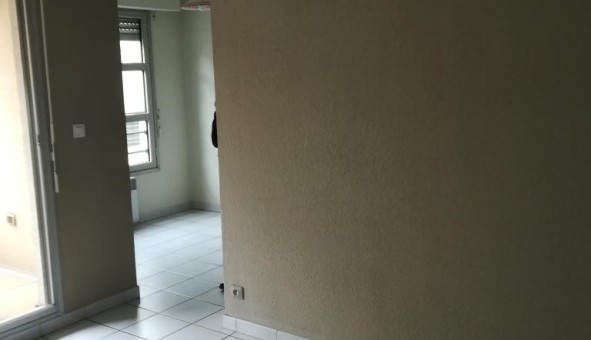 Logement étudiant T2 à Nîmes (30000)