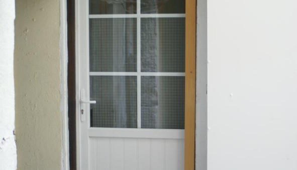 Logement tudiant Location T2 Vide Nmes (30000)