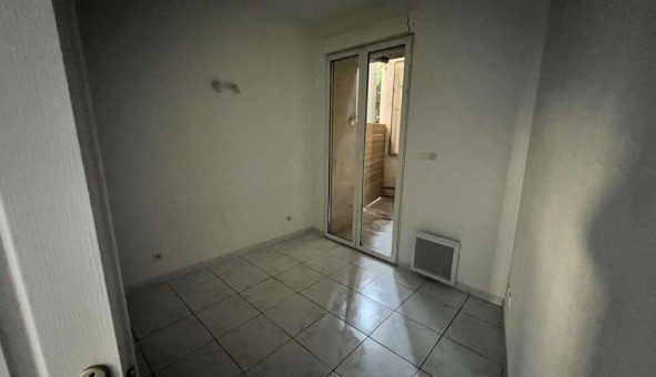 Logement tudiant T2 à Nmes (30000)