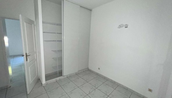Logement tudiant T2 à Nmes (30000)