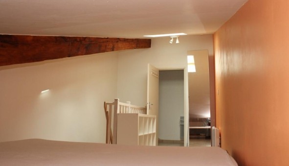Logement tudiant T2 à Nmes (30000)