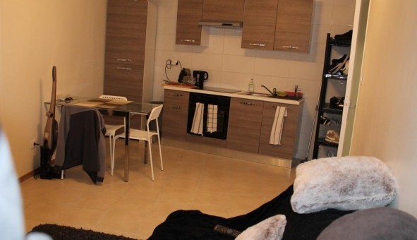 Logement tudiant Location T2 Vide Nmes (30000)