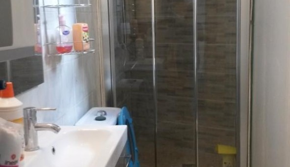 Logement tudiant T2 à Nmes (30000)