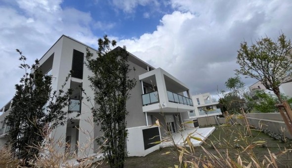 Logement étudiant Location T2 Vide Nîmes (30000)