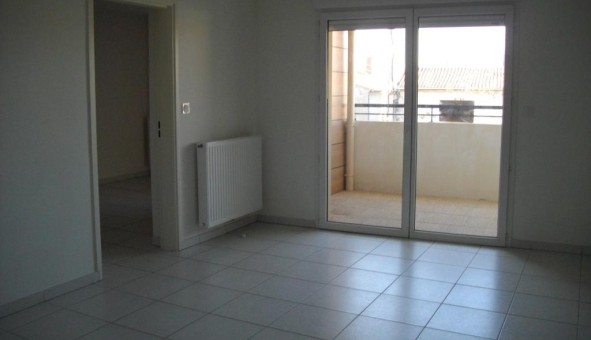 Logement tudiant T2 à Nmes (30000)