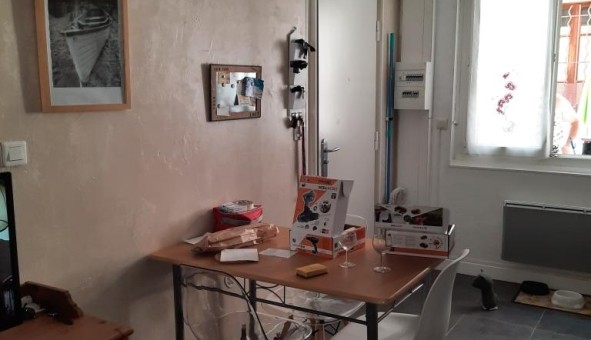 Logement tudiant T2 à Nmes (30000)