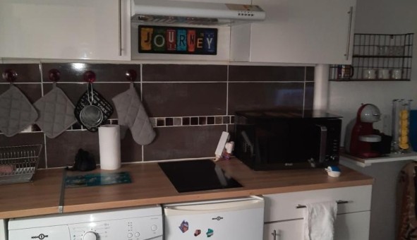 Logement tudiant T2 à Nmes (30000)