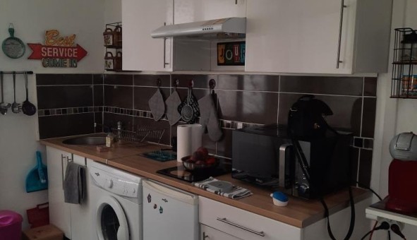 Logement tudiant T2 à Nmes (30000)