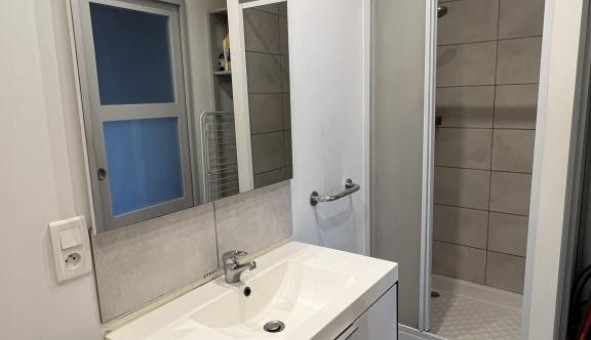 Logement tudiant T2 à Nmes (30000)