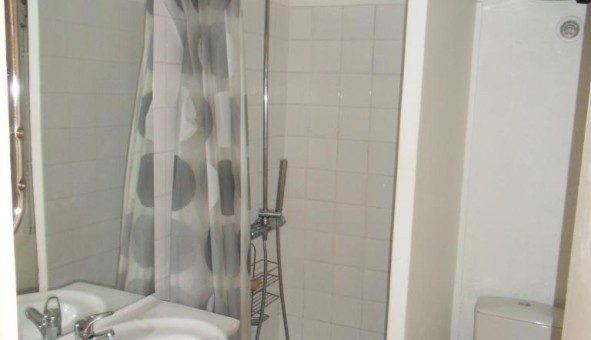 Logement tudiant T2 à Nmes (30000)