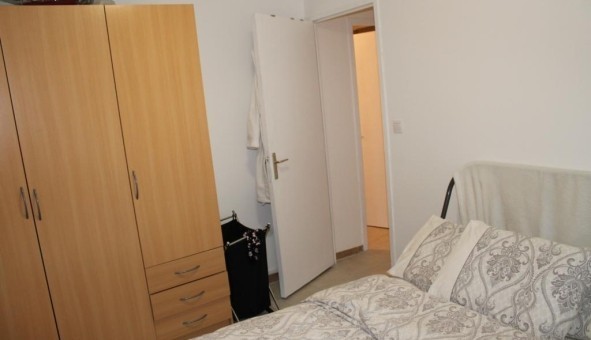 Logement tudiant T2 à Nmes (30000)