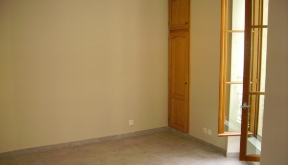Logement tudiant T2 à Nmes (30000)