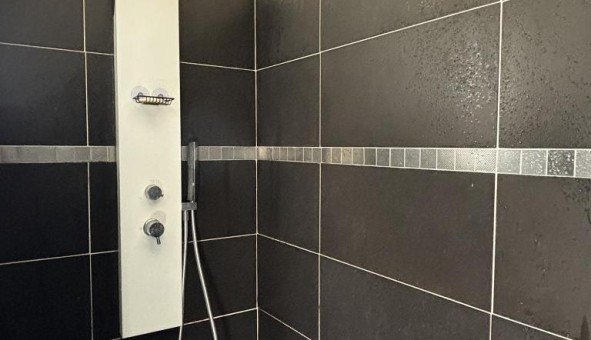 Logement tudiant T2 à Nmes (30000)