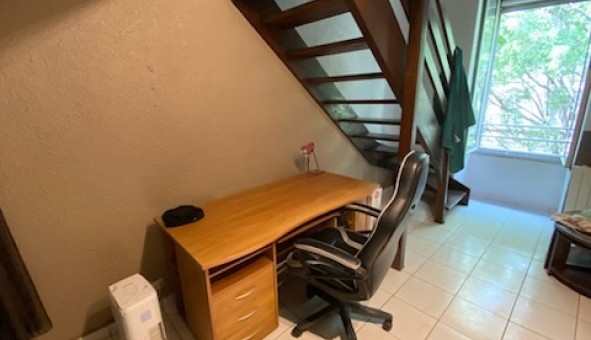 Logement tudiant Location T2 Vide Nmes (30000)