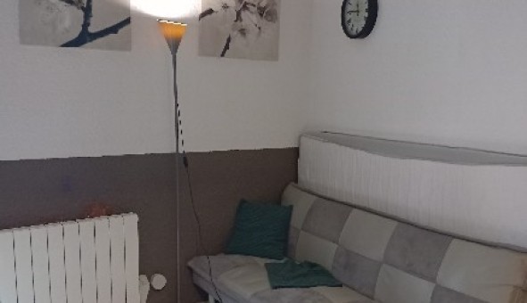Logement tudiant T2 à Nmes (30000)