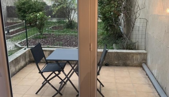 Logement tudiant T2 à Nmes (30000)