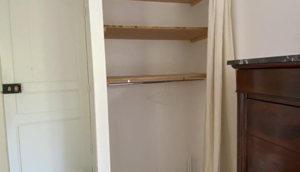 Logement tudiant T2 à Nmes (30000)