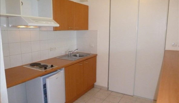 Logement tudiant Location T2 Vide Nmes (30000)