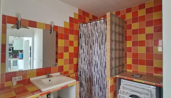 Logement tudiant T2 à Nmes (30000)
