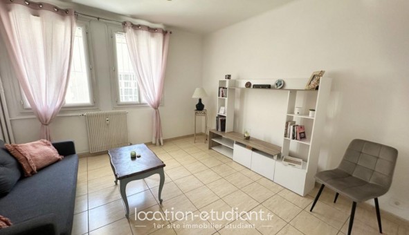 Logement tudiant T2 à Nmes (30000)
