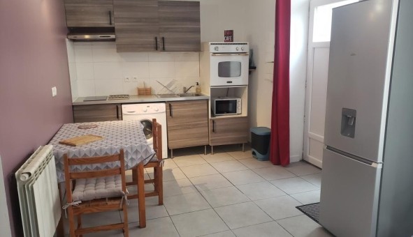 Logement tudiant Location T2 Vide Nmes (30000)