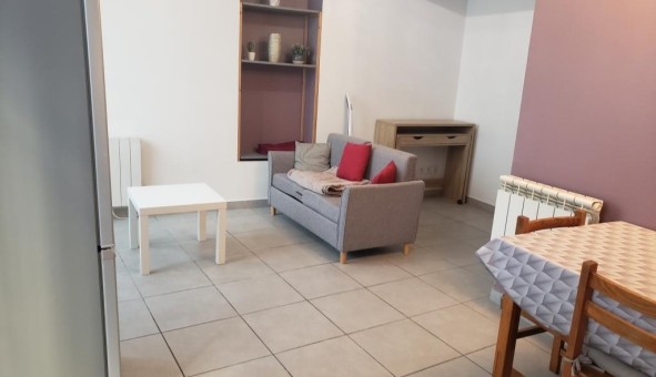 Logement tudiant T2 à Nmes (30000)